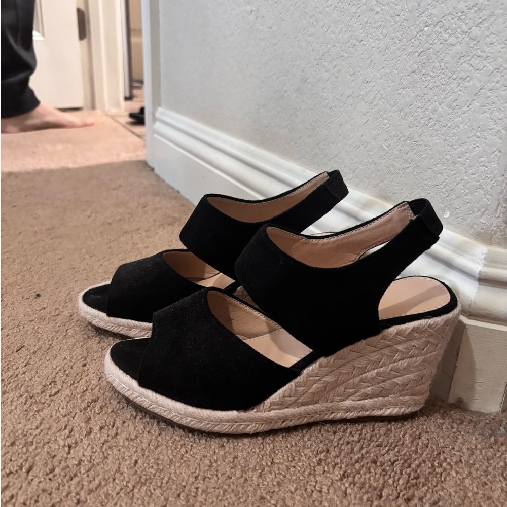 Elegant Black Wedge Sandals